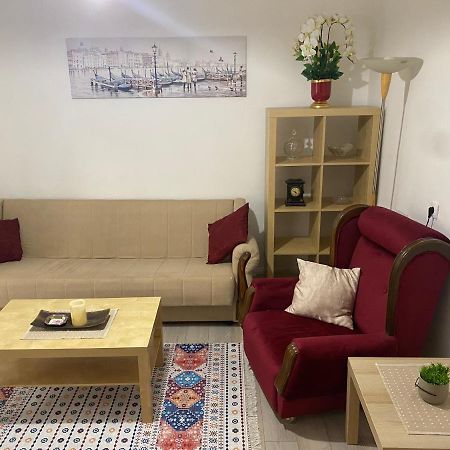 Dolce Apartman Podgorica Eksteriør billede
