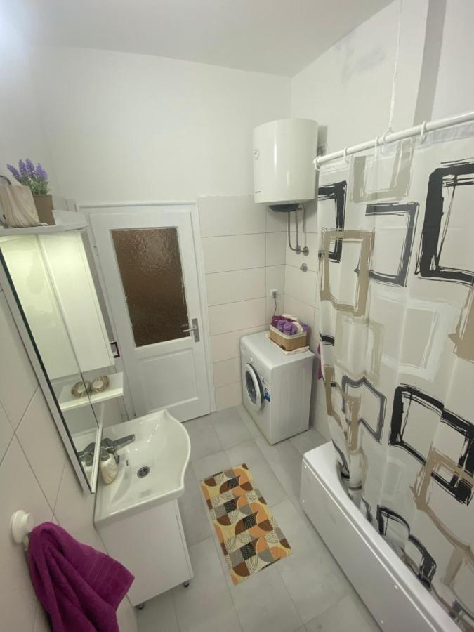 Dolce Apartman Podgorica Eksteriør billede